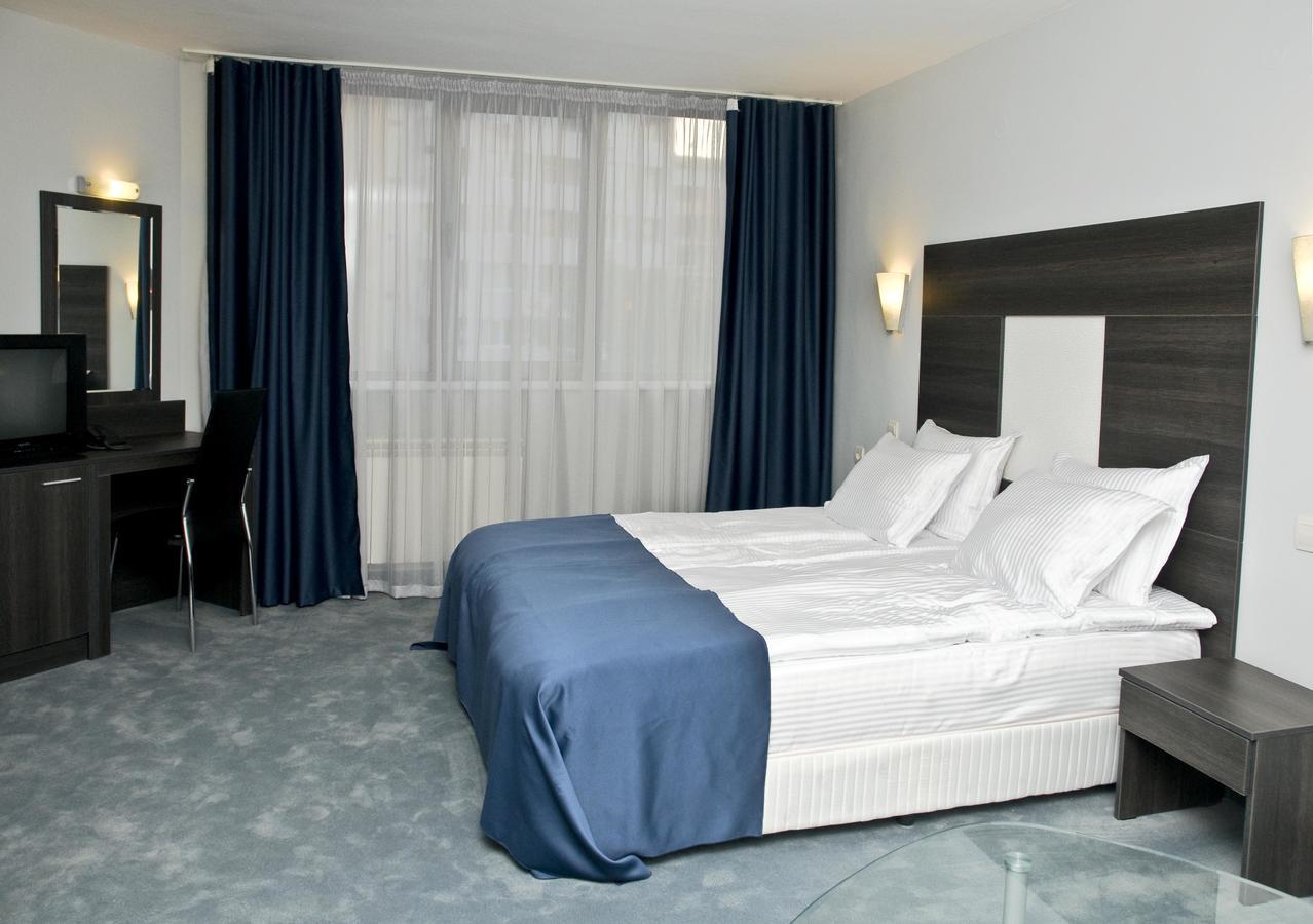 Hotel 4 Zona صوفيا المظهر الخارجي الصورة
