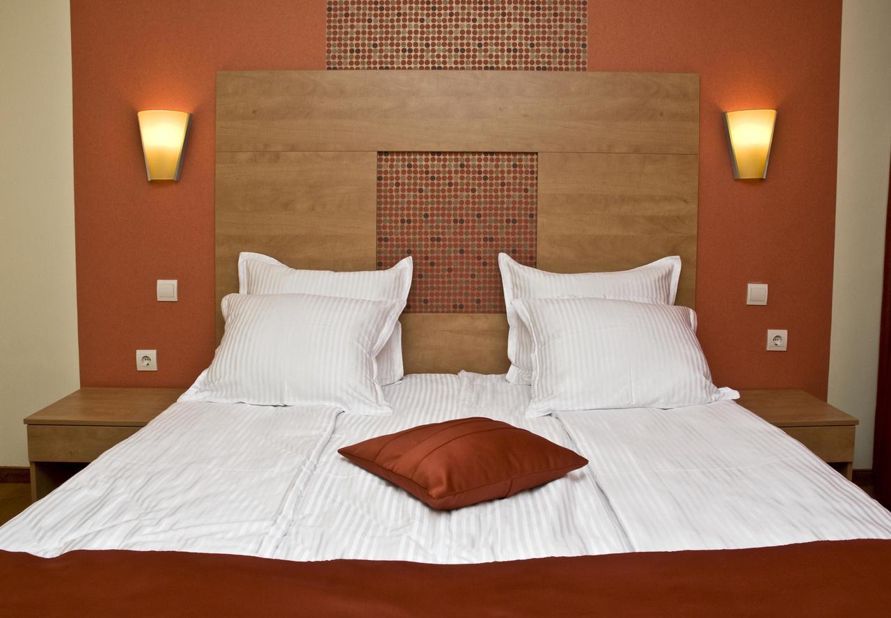 Hotel 4 Zona صوفيا المظهر الخارجي الصورة